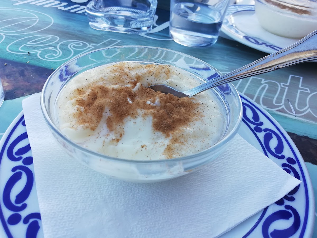 Hostal Restaurante Parajes-7